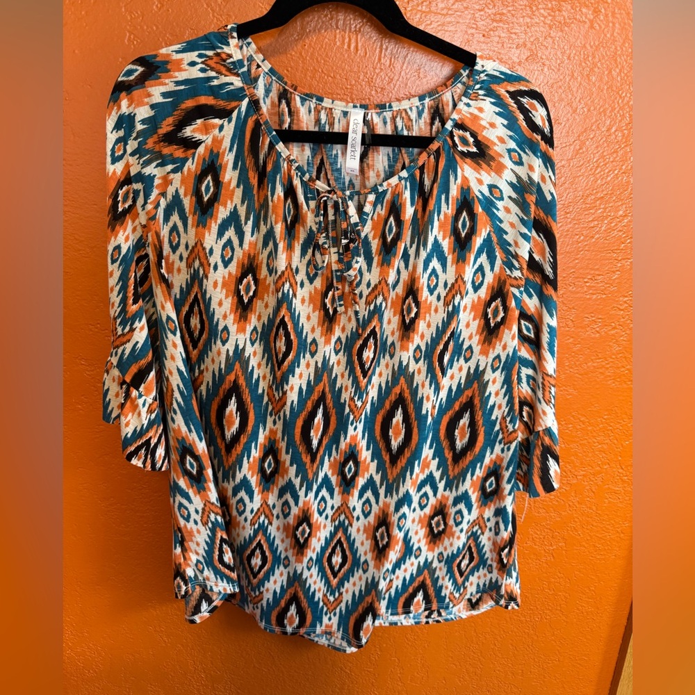 Dear Scarlett 2X Aztec print top!